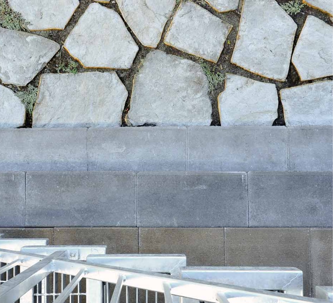 Tony Sailor stone retaining wall steps